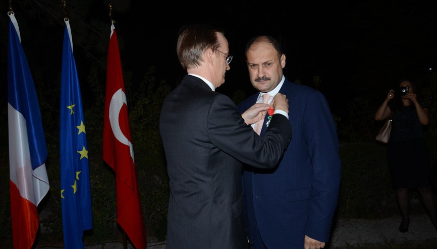 Gülpınar’a Fransız devlet nişanı