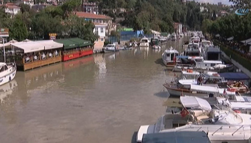 Boğazda şaşırtan görüntü, korkutan söylenti...
