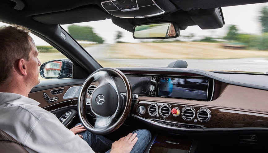 Merdecesten akıllı otomobil farı