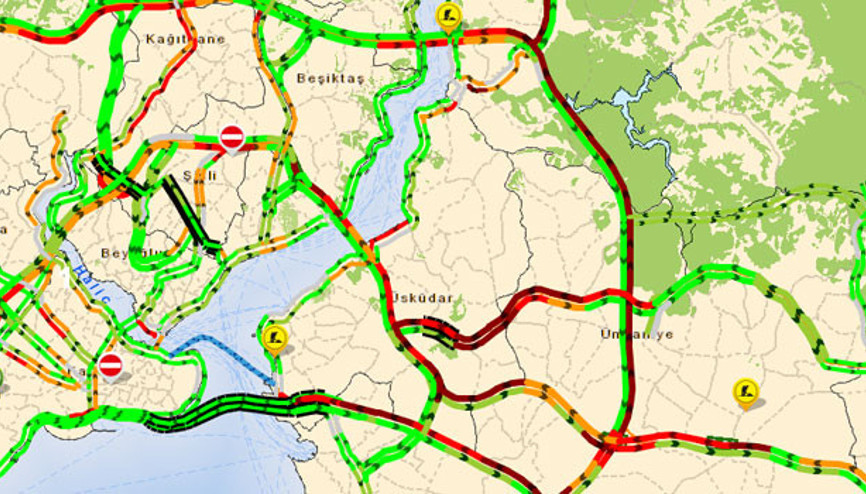 FSMde trafik çilesi.. Anadolu Yakasında trafik felç oldu