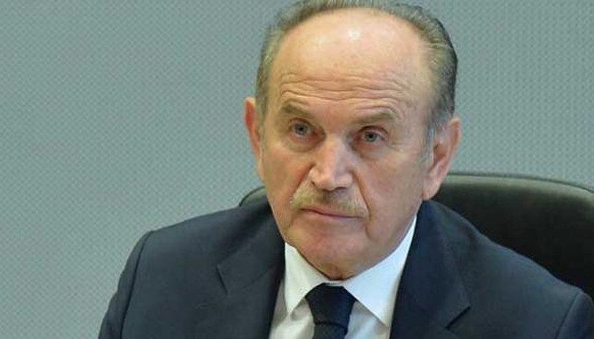 Başbakan, Kadir Topbaşın yerine kimin geleceğini açıkladı