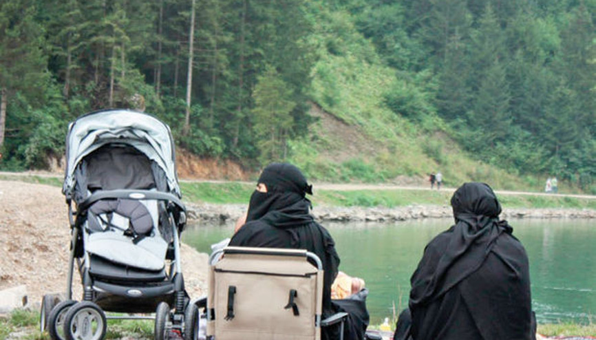 1500 rakımlı yaylaya Arap turist akını