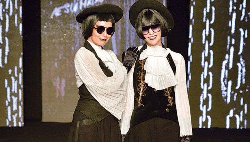 Merve İldeniz ile 16 yaşındaki kızı Leyla ile podyuma çıktı Merve İldeniz ile 16 yaşındaki kızı Leyla ile podyuma çıktı