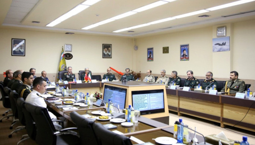 İrandan Türkiyeye ayetli mesaj Akarın önündeki ekrana dikkat