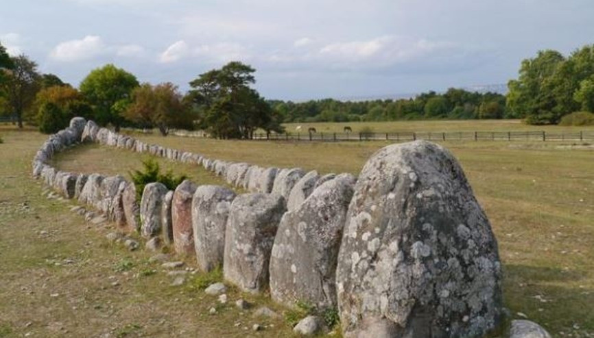 Viking mezarlarında Allah ve Ali yazıları çıktı Viking mezarlarında Allah ve Ali yazıları çıktı