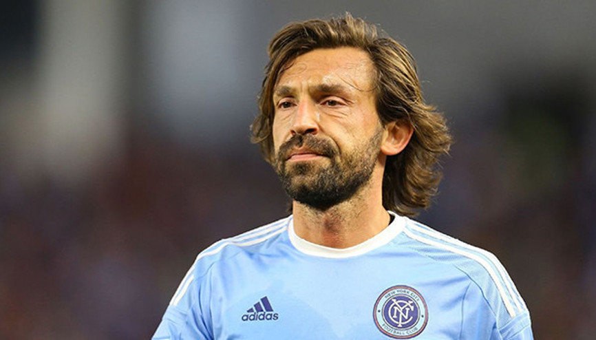 Bir yıldız daha kayıyor