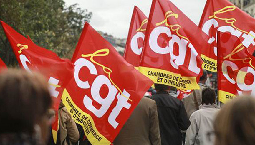 Fransa’da memurlar son 10 yılda ilk kez greve gitti