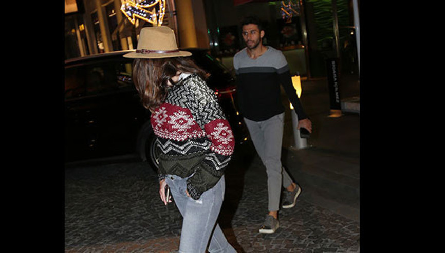 İsmail Köybaşı sevgilisiyle yakalandı