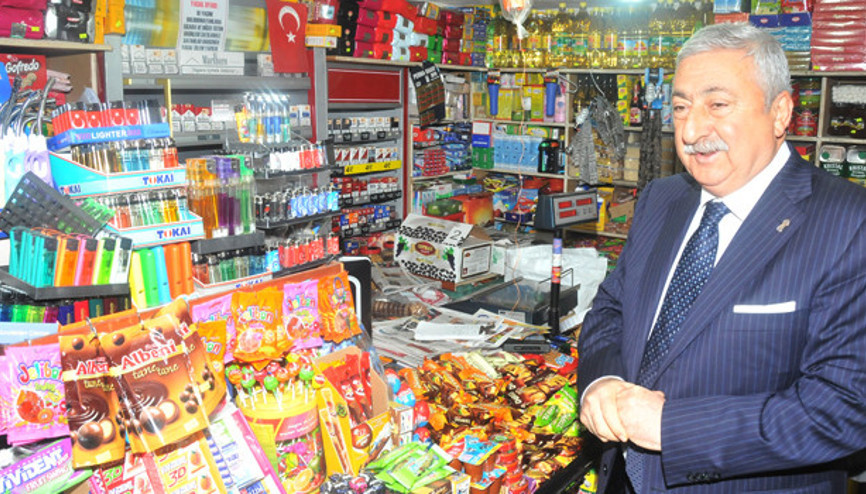 Bakkal sayısı 10 yılda 240 binden 165 bine geriledi Bakkal sayısı 10 yılda 240 binden 165 bine geriledi