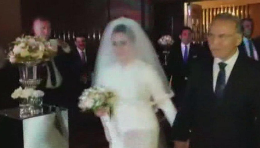 Mehmet Ali Şahin, Zuhal Fırat ile dünya evine girdi