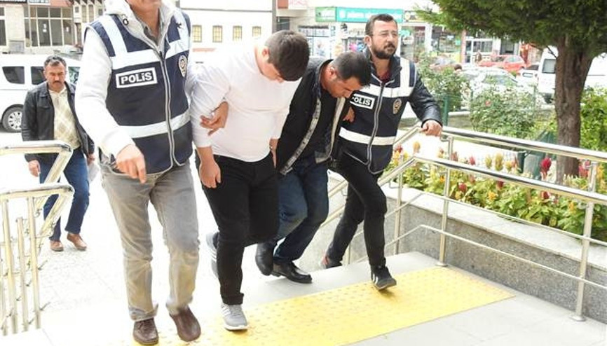 Market tırnakçıları yakalandı