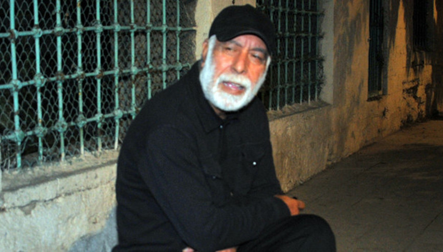 Ünlü isim türbe ziyaretinde İşim olsun diye dua ettim
