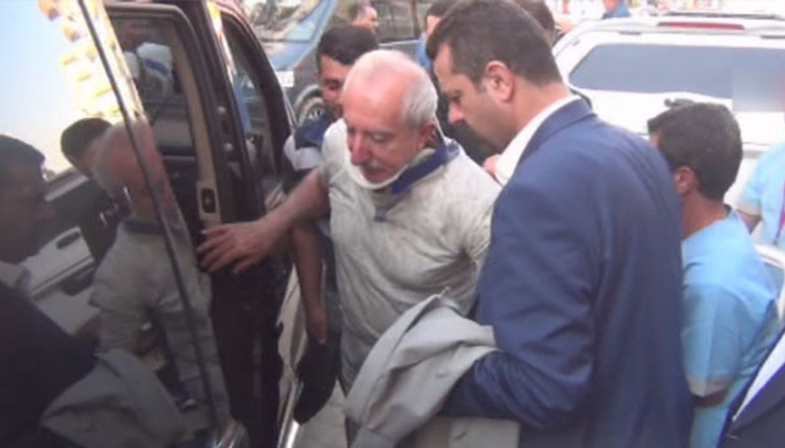 AK Partili Miroğlu ve eşi kaza geçirdi