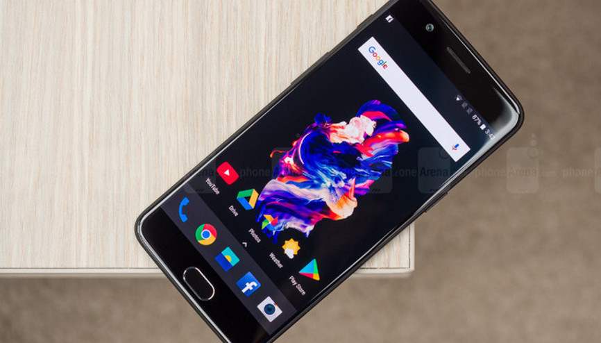 Kullanıcıları gizli gizli izleyen OnePlustan geri adım