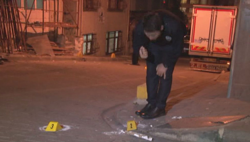 Fatihdeki silahlı kavgada 3 Suriyeli yaralandı