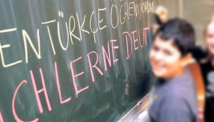 Berlin hükümeti Türkçe öğretecek