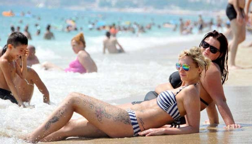 Turizmde ziyaretçi sayısı artıyor gelir düşüyor