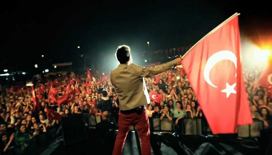 Kenan Doğuludan Cumhuriyet Bayramına özel yeni klip