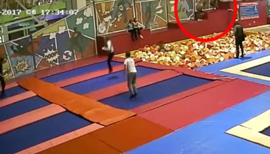 Rus politikacının oyun parkındaki ölüm anı