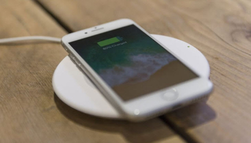 Bu otomobiller iPhone 8leri ve iPhone Xleri kablosuz şarj edecek