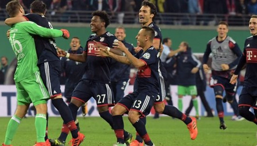 Almanyada Bayer turladı, Hoffenheim elendi