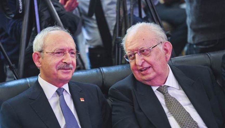 Demokrasi konusunda nefes alamıyoruz