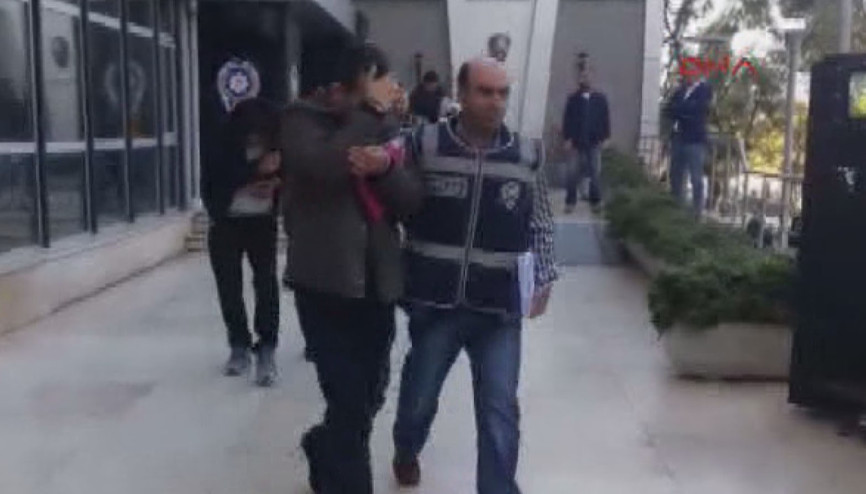 Lüks villaya swinger baskını
