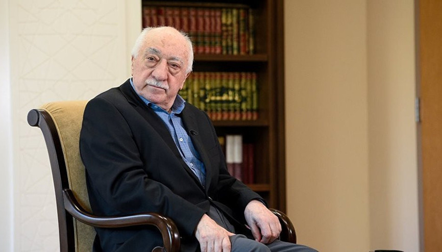 Meğer Gülenin insanüstü özellikleri varmış Gazoz şişelerini parmağıyla açabiliyormuş Meğer Gülenin insanüstü özellikleri varmış Gazoz şişelerini parmağıyla açabiliyormuş