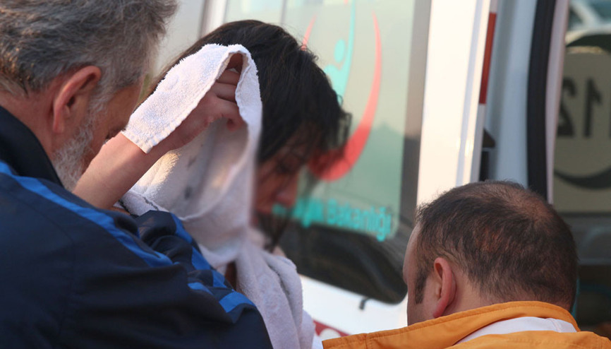 Taksiden inip denize doğru koştu...