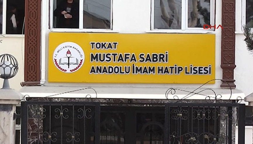 Tokatta, okula Mustafa Sabri efendi isminin verilmesine tepki