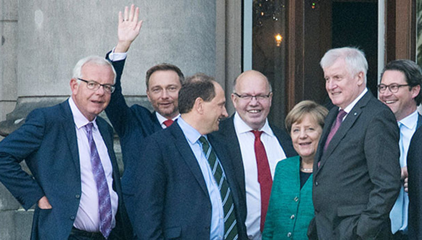 Koalisyon görüşmeleri yarına sarkabilir Koalisyon görüşmeleri yarına sarkabilir