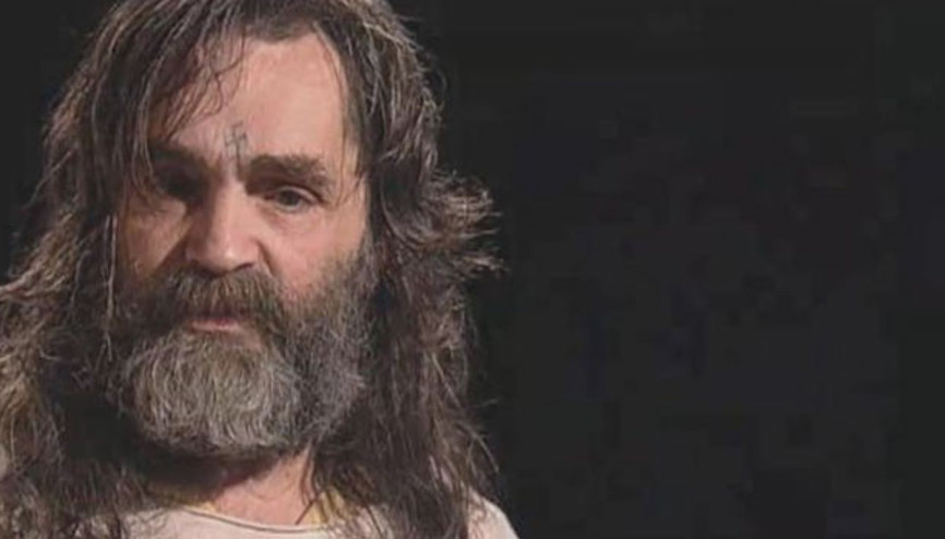 8 Maddede en ünlü katil Charles Manson