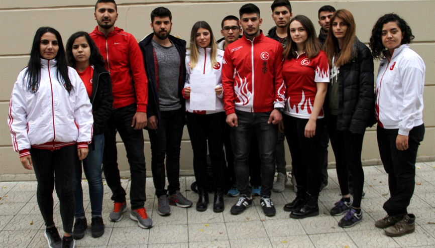Milli sporculardan KYK’ya burs tepkisi Milli sporculardan KYK’ya burs tepkisi