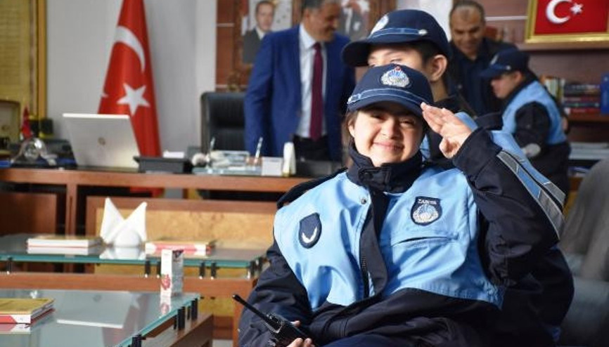 Down sendromlu öğrenciler zabıta oldu