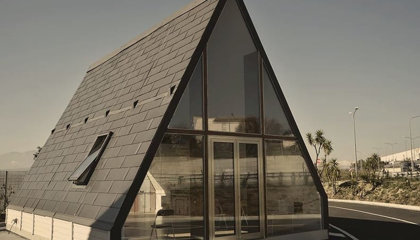 Katlanan ev 6 saatte villa yaptılar
