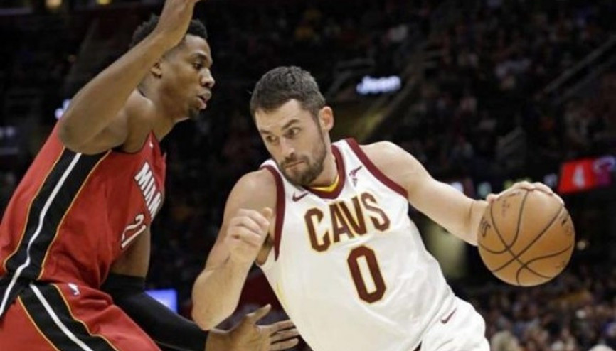 LeBron oyundan atıldı, Kevin Love 38 sayı attı