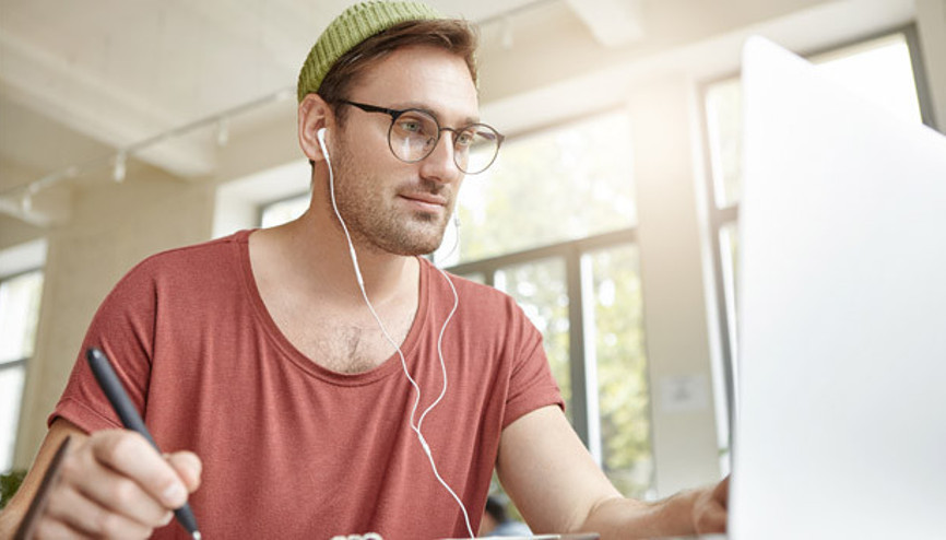 İlerleyen yaşlarda dil öğrenmenin 6 efektif ve kreatif yolu