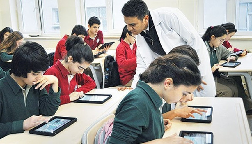 Bakan Yılmaz: 2019 sonuna kadar tam gün eğitime geçilecek Bakan Yılmaz: 2019 sonuna kadar tam gün eğitime geçilecek