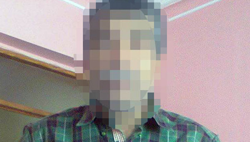 Öğrencilerini öpüp ısırdığını kabul eden öğretmenden rezil savunma Öğrencilerini öpüp ısırdığını kabul eden öğretmenden rezil savunma