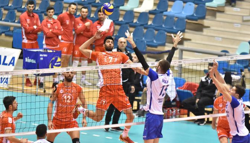 Lider gibi başladı