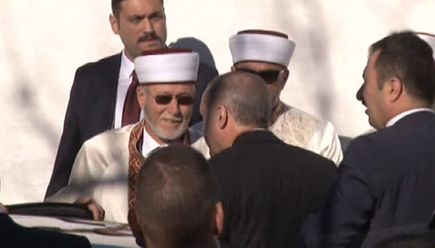 Cumhurbaşkanı Erdoğan, cuma namazını Gümülcine’de kıldı