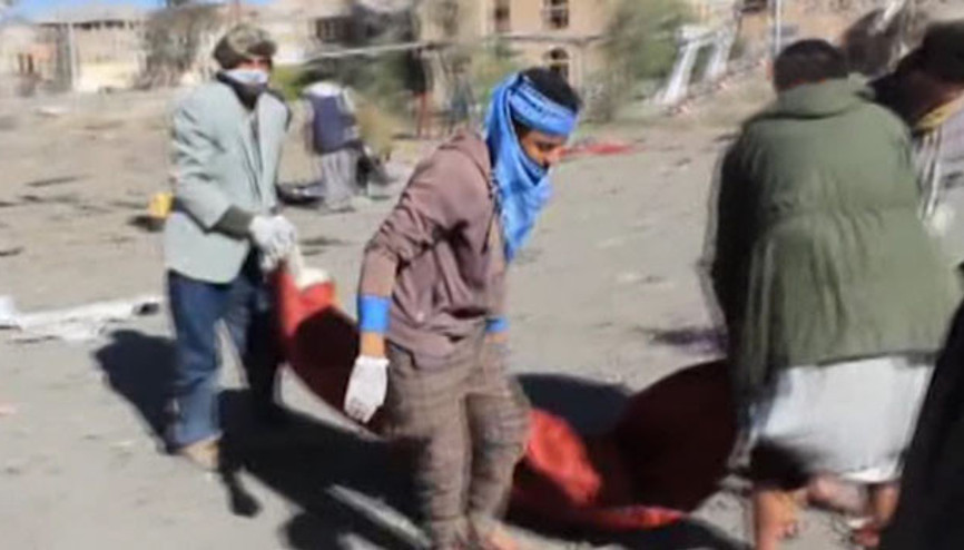 Suudi Arabistan Yemeni uçaklarla vurdu