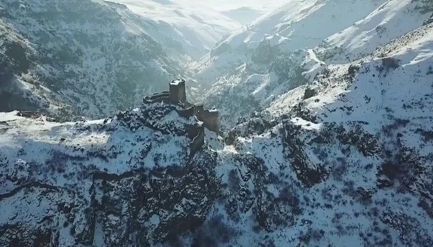 Game of Thrones sahnesi değil Ardahan Çıldırdaki Şeytan Kalesi Game of Thrones sahnesi değil Ardahan Çıldırdaki Şeytan Kalesi