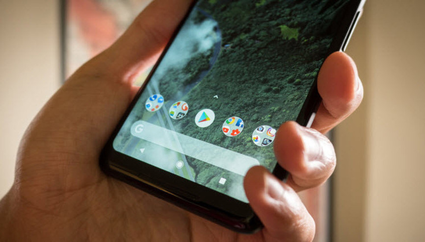 Google Pixel 2 XL problem üstüne problem çıkarıyor