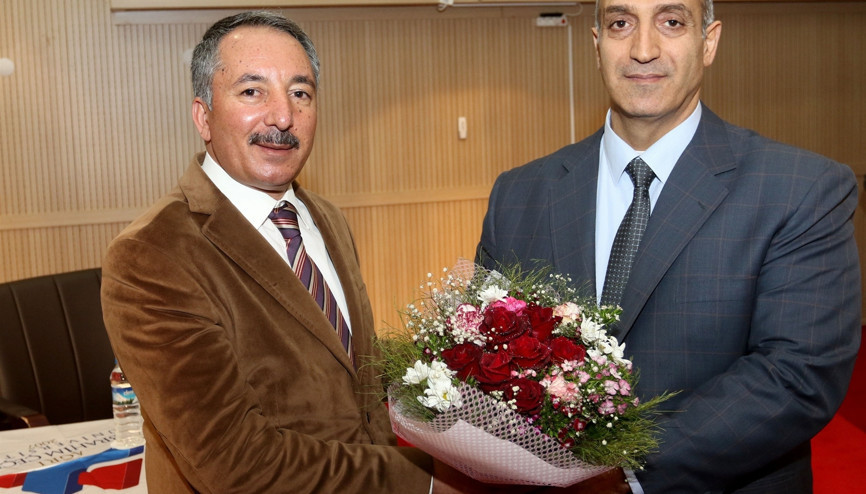 AİÇÜ’ye yeni dekan
