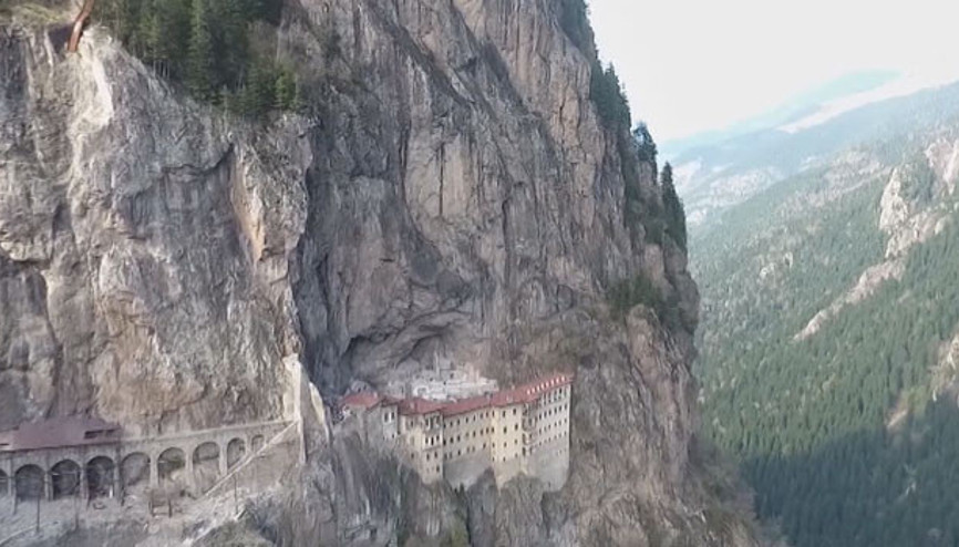 Sümela Manastırı restorasyonunda gizli geçite rastlandı