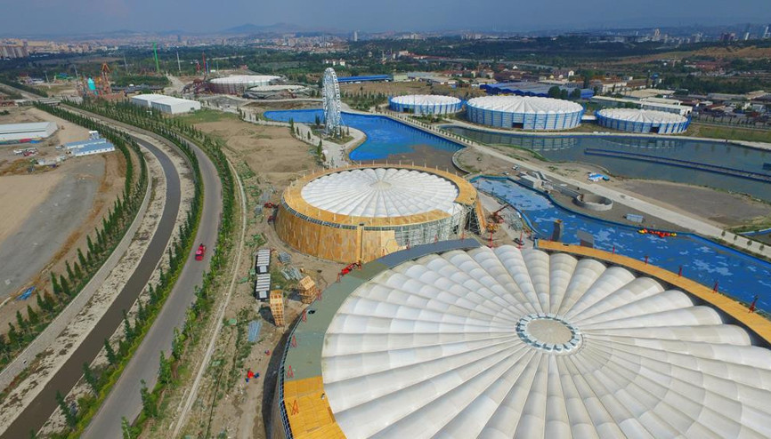 Açılış yine sarkacak