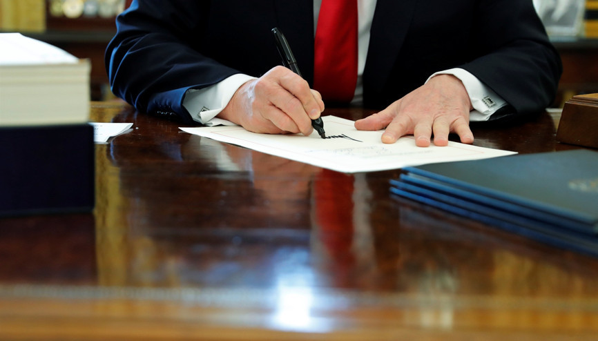Trump imzayı attı: Tam 1,5 trilyon dolar
