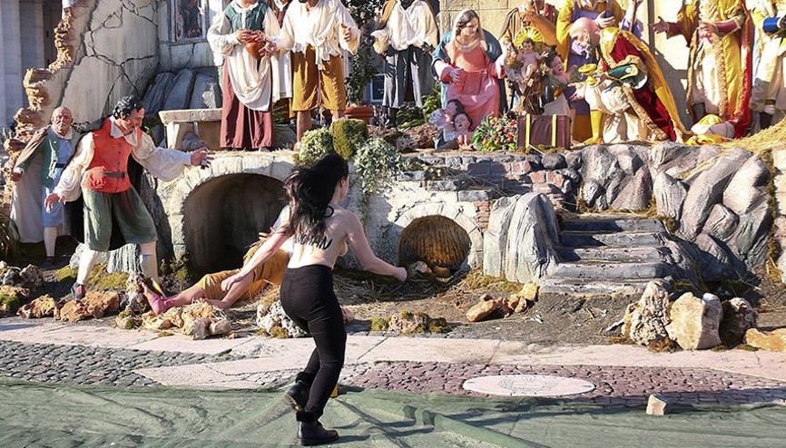 Vatikan’da Femen şoku