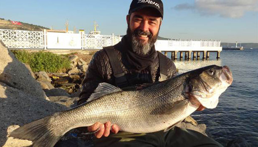 Çanakkaleli balıkçının oltasına piyango vurdu Sadece bir saatte...